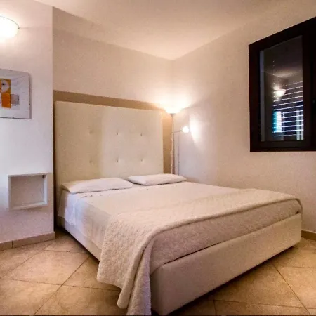 Fiordaliso - *